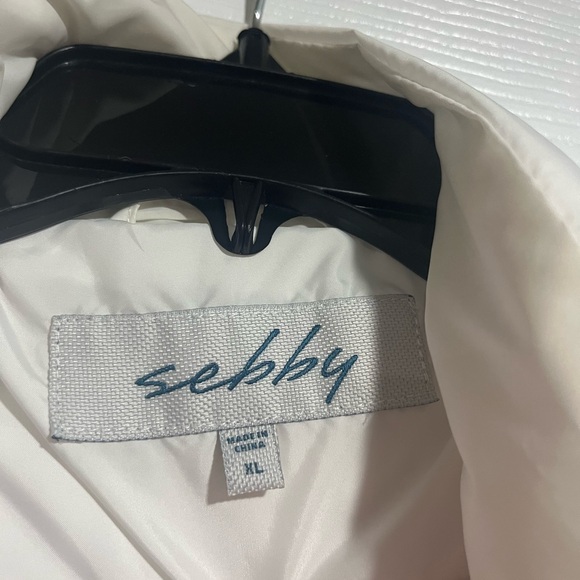 Sebby white puffer jacket - Picture 3 of 7